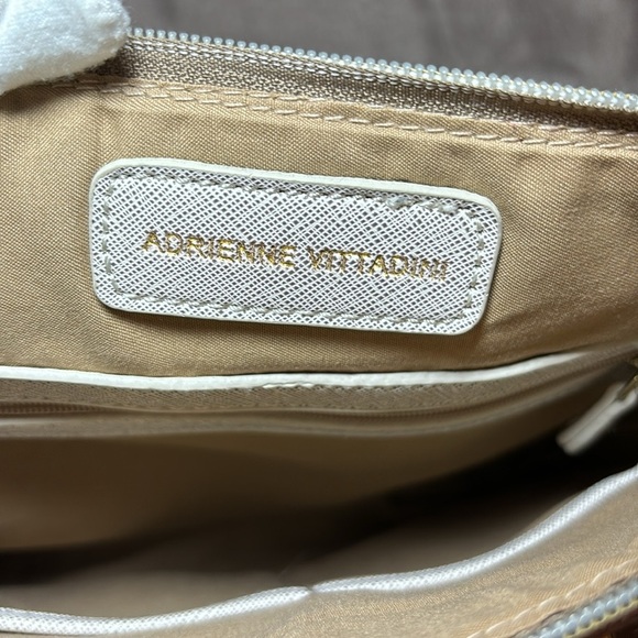 Adrienne Vittadini Nylon Crossbody bag - Picture 3 of 10